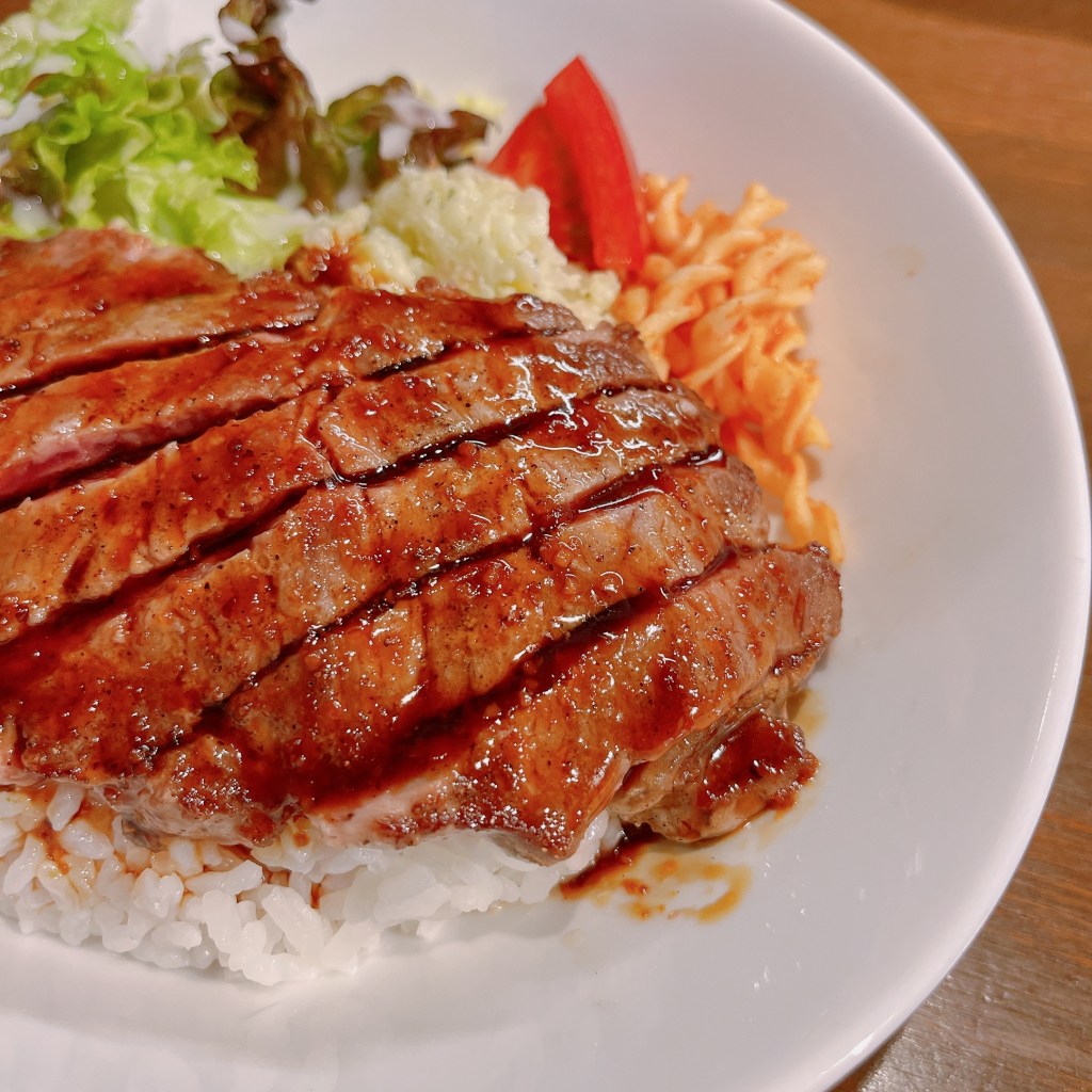 美味しいステーキ丼