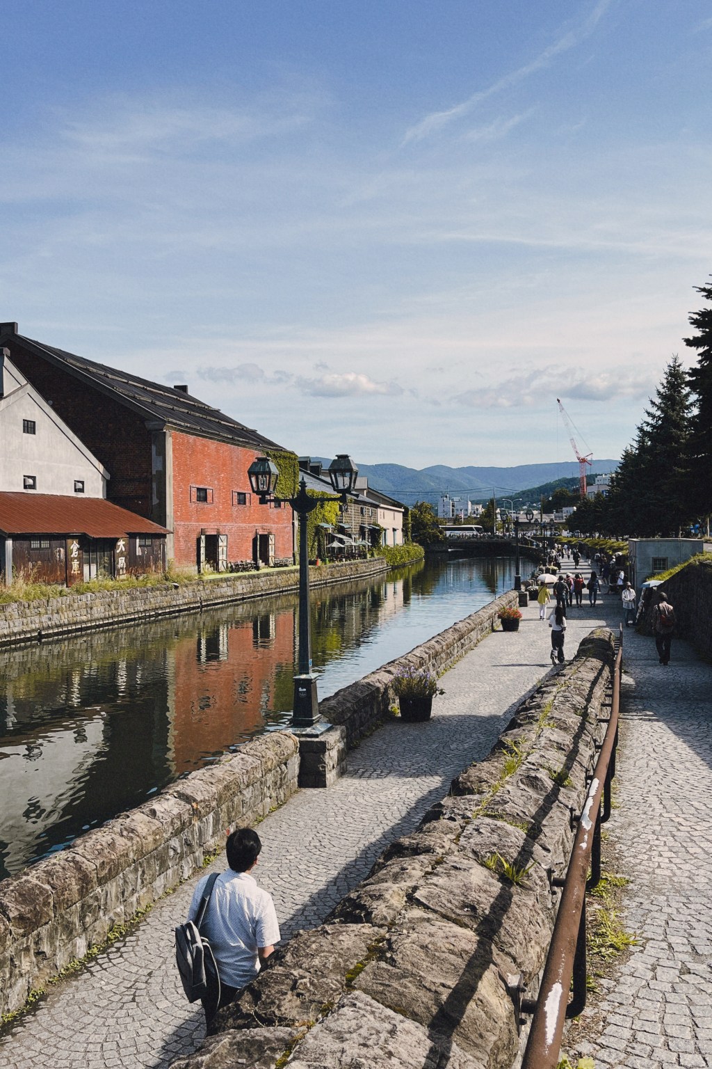 賑わう港街への憧れ